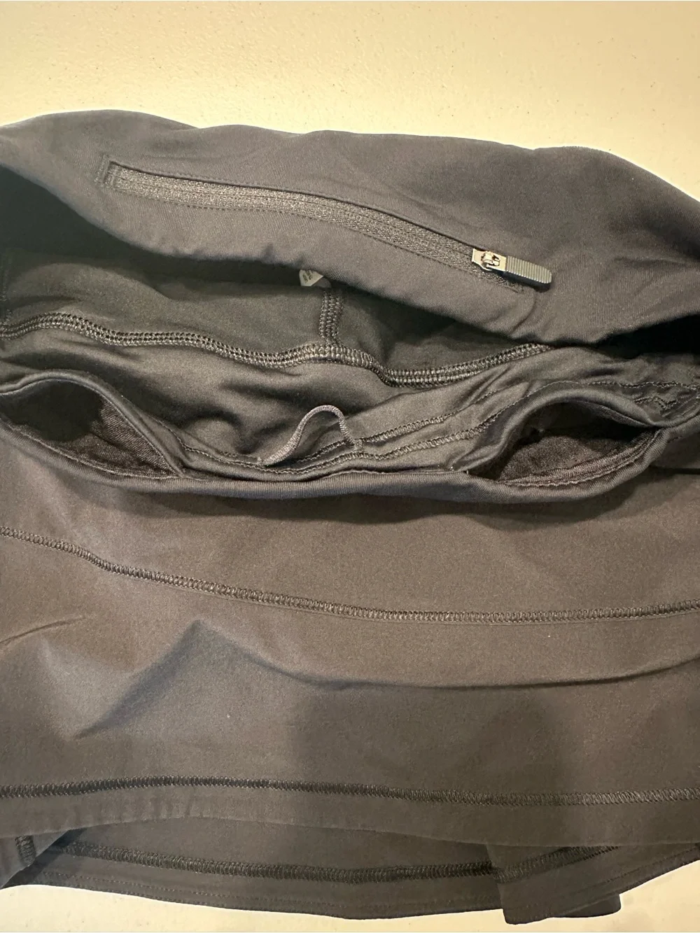 lululemon Women’s Black Pace Rival Skirt Size 0 Tall 15”